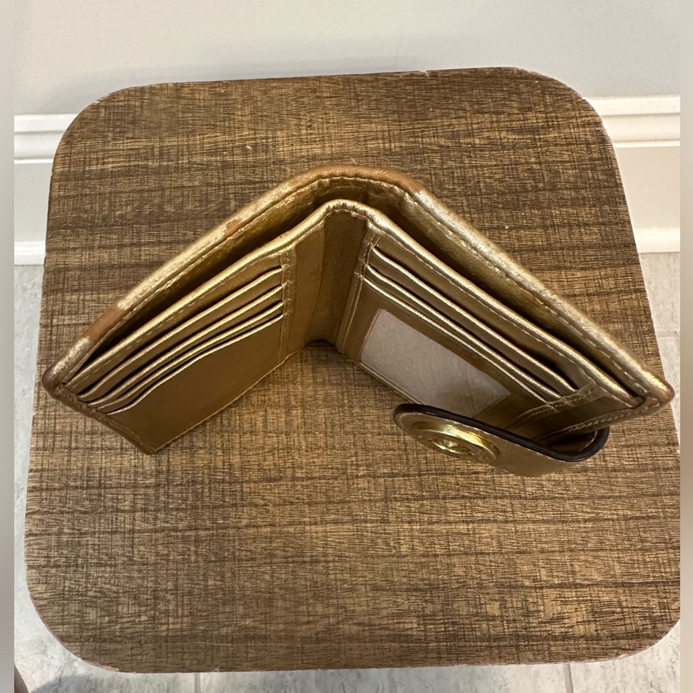 Tan and gold Coach Wallet - Picture 7 of 7